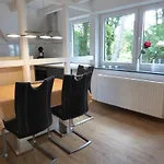 Weisser Berg Am Bungeweg 公寓 *